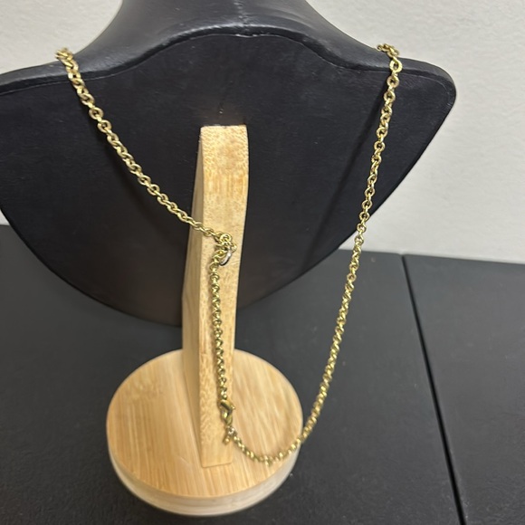 Vintage LIZ CLAIBORNE Necklace Navy Blue Lucite Pendant With Emblem - Picture 5 of 11